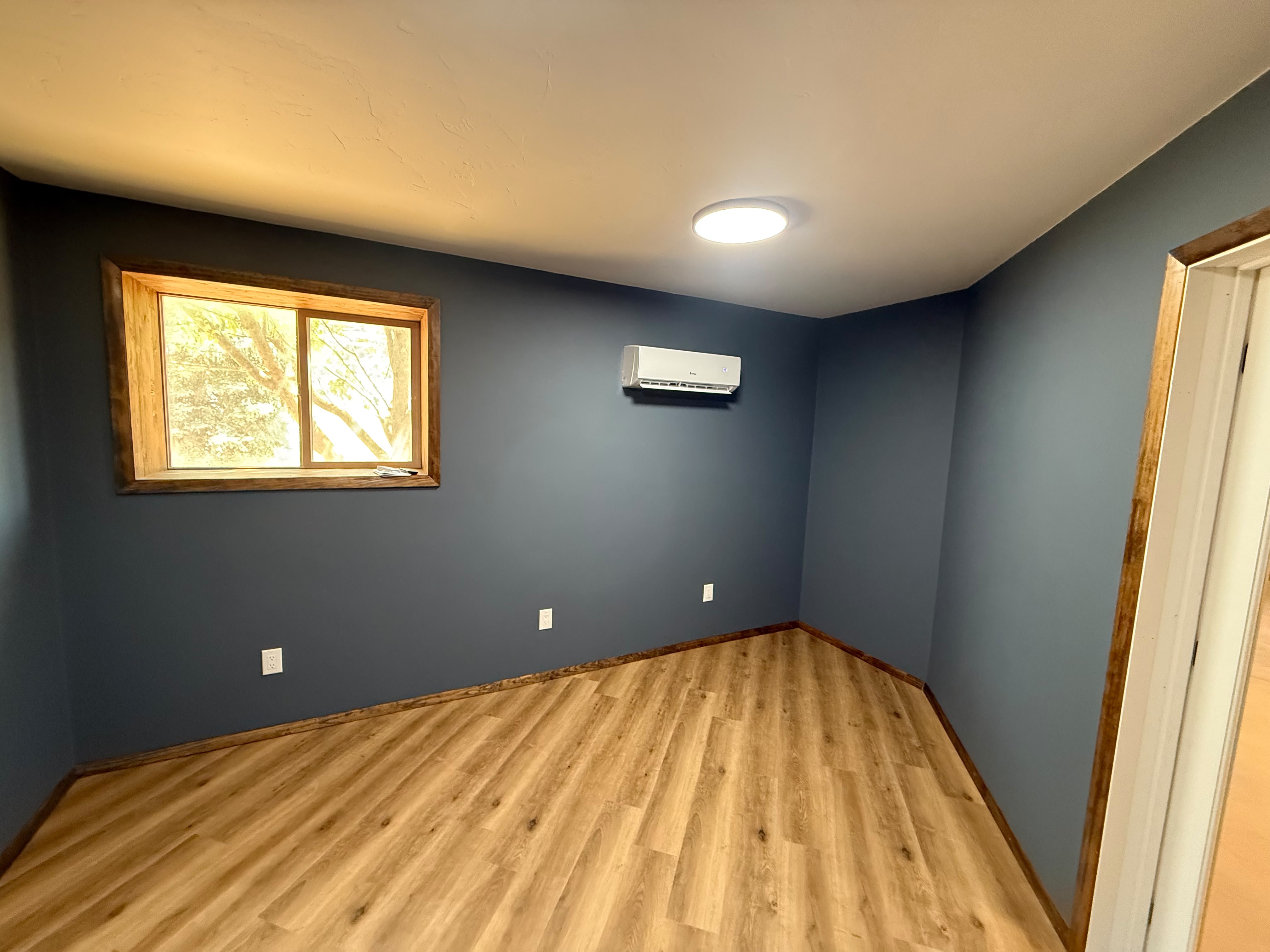 Floor installation project
